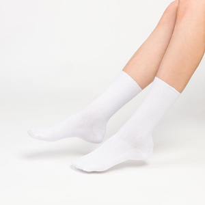 Steven women's pressure-free socks white 062